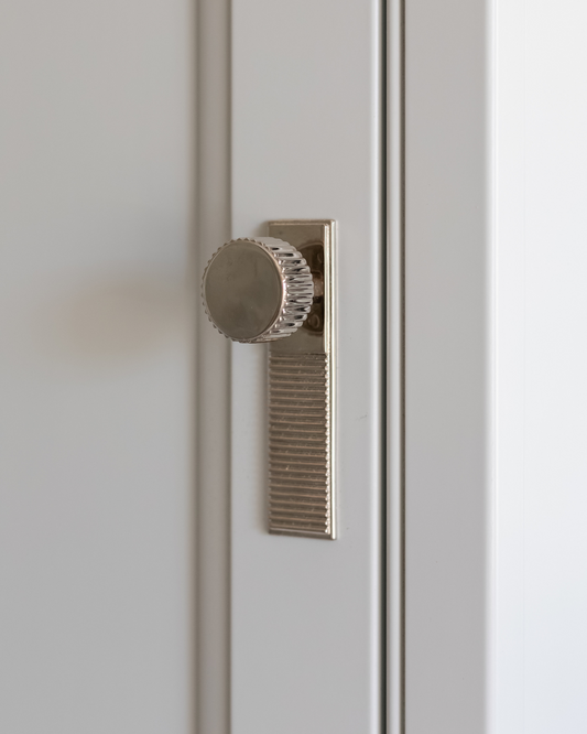 6 Styling Tips for Polished Nickel Cabinet Hardware