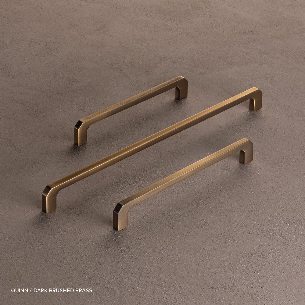 Quinn Pull Handle
