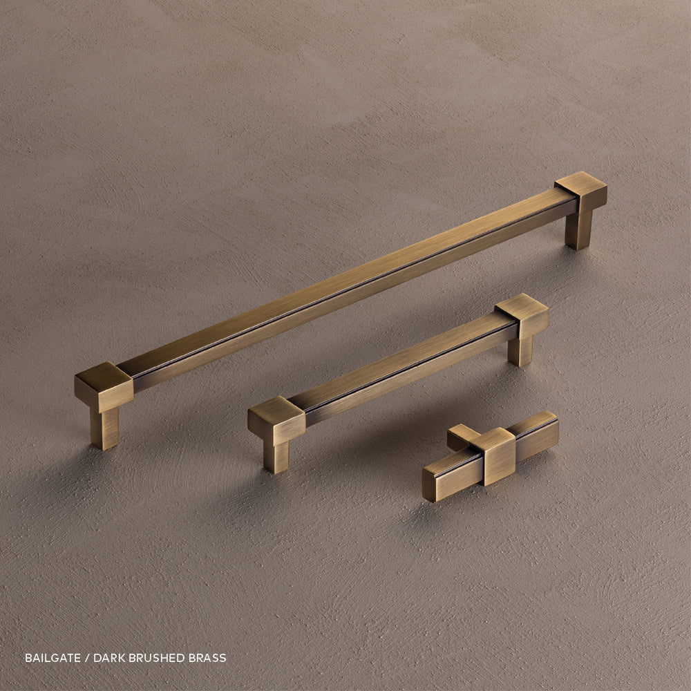 Bailgate Pull Handle