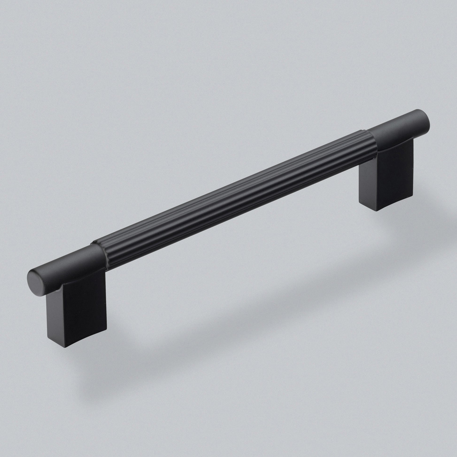 Hudson Pull Handle - Hendel and Hendel