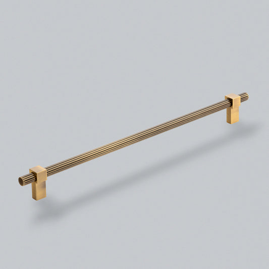 Huxley Pull Handle